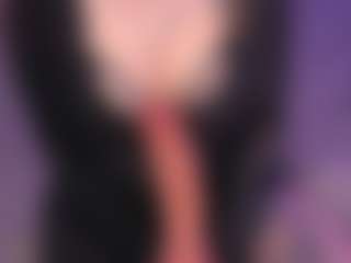 Bllowjoyy's Live Sex Cam Show