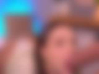 Bllowjoyy's Live Sex Cam Show