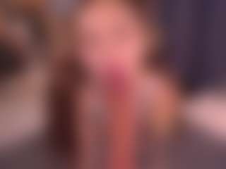 Bllowjoyy's Live Sex Cam Show