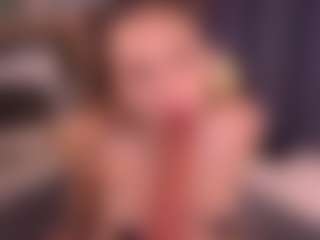 Bllowjoyy's Live Sex Cam Show