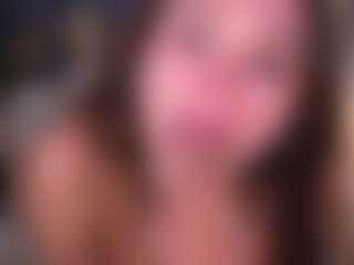 Bllowjoyy's Live Sex Cam Show