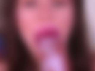 Bllowjoyy's Live Sex Cam Show