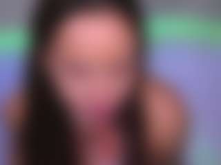 Bllowjoyy's Live Sex Cam Show