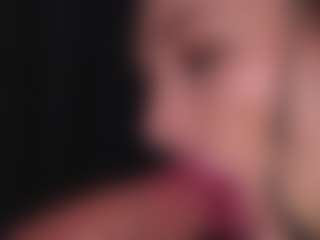 Bllowjoyy's Live Sex Cam Show