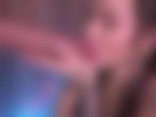 Bllowjoyy's Live Sex Cam Show