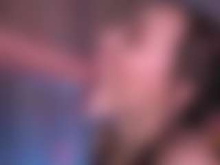Bllowjoyy's Live Sex Cam Show