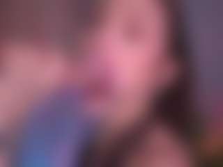 Bllowjoyy's Live Sex Cam Show