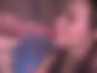 Bllowjoyy's Live Sex Cam Show