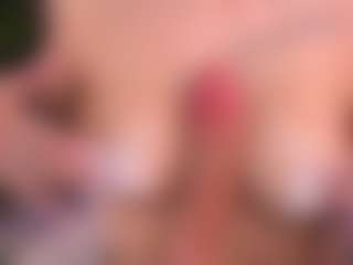Bllowjoyy's Live Sex Cam Show