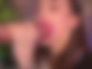 Bllowjoyy's Live Sex Cam Show