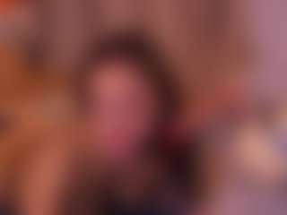 Bllowjoyy's Live Sex Cam Show