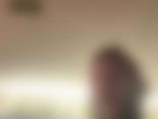 Live cam show with Kinkystar - Italian on Camsoda