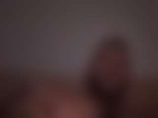 Live cam show with Kinkystar - Tease on Camsoda