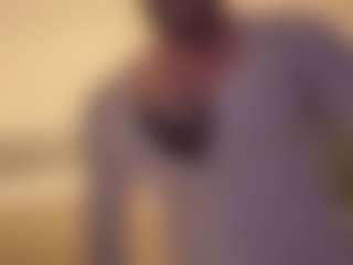 Live cam show with Kinkystar - Tease on Dare Cams