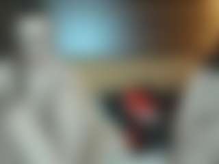 Live cam show with RoxySnowey - Brown Eyes on SpankPalCams