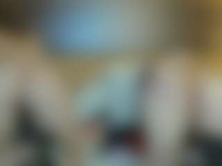 Live cam show with RoxySnowey - Orgasm on Camsoda
