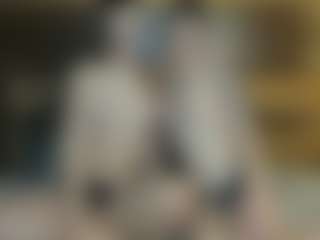 Live cam show with RoxySnowey - Tattoos on Gym Cam Girls