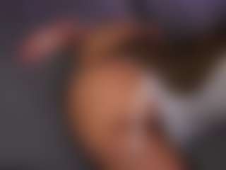 Live cam show with Isabella - Dance on live18s.com