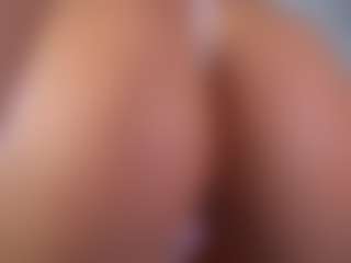 Live cam show with Isabella - Sporty on CSO-WL