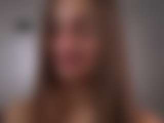 Live cam show with Isabella - Bitch on dropp.cam