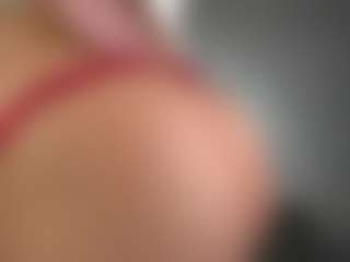 Isabella's Live Sex Cam Show