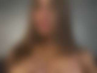 Isabella's Live Sex Cam Show