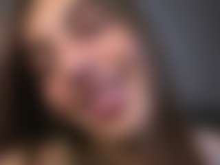 Live cam show with Isabella - Bitch on CamSextacy