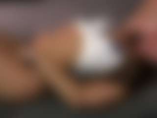 Live cam show with Isabella - Green Eyes on Camming Site