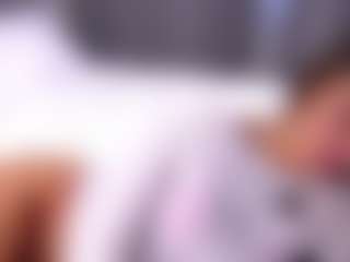 Live cam show with Isabella - Bitch on AdultVida.com