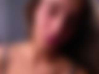 Live cam show with Isabella - Sporty on luckytryst.com