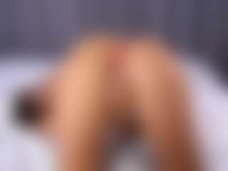Live cam show with Isabella - Pm on 1on1-livenow