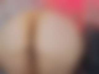Live cam show with MeganColee - Blonde Hair on Camsoda
