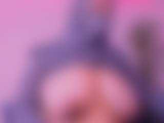 Live cam show with Cloe-adams - Petite MILF on Taboo Cams XXX