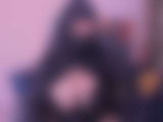 Cloe-adams's Live Sex Cam Show
