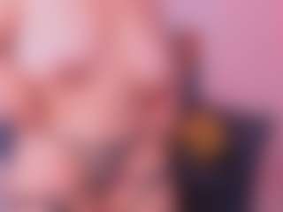 Cloe-adams MILF webcam performer live streaming