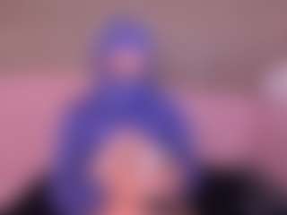 Live cam show with Cloe-adams - Atm on Camsoda