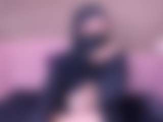 Live cam show with Cloe-adams - Trimmed Arab on Camsoda