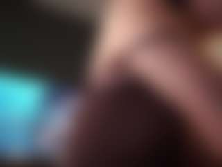 Live cam show with Sophie - Slap on CamwithHer