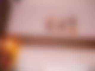 Live cam show with PerlaPreciosa - Body Massage on CamClone