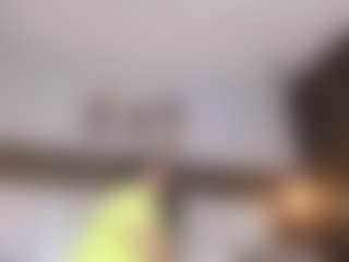 Live cam show with PerlaPreciosa - Body Massage on Cam Slut