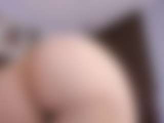 Live cam show with PerlaPreciosa - Facial on pussylord.com
