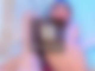 SalomeBenz's Live Sex Cam Show