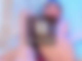 SalomeBenz's Live Sex Cam Show