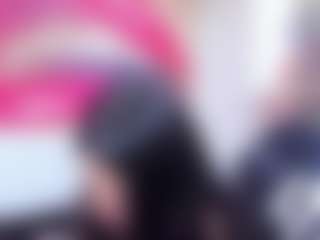 Live cam show with zoeconnor19 - Smoking on Camming Site