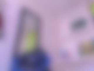 Live cam show with zoeconnor19 - Smoke on madthumbs