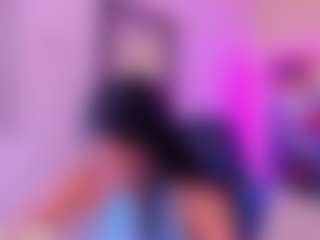 Live cam show with zoeconnor19 - Flirty on xblisslive.com