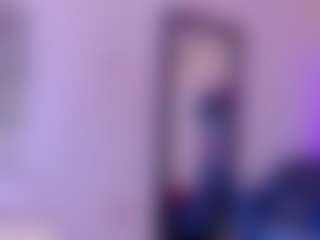 Live cam show with zoeconnor19 - Flirty on Hubzter Live