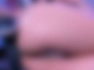 Live cam show with zoeconnor19 - Smoking on Camsoda
