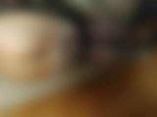 eblata04's Live Sex Cam Show