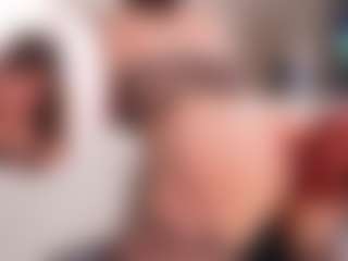 Live cam show with LynetteArrowsmith - Green Eyes on iamadamtest123.com